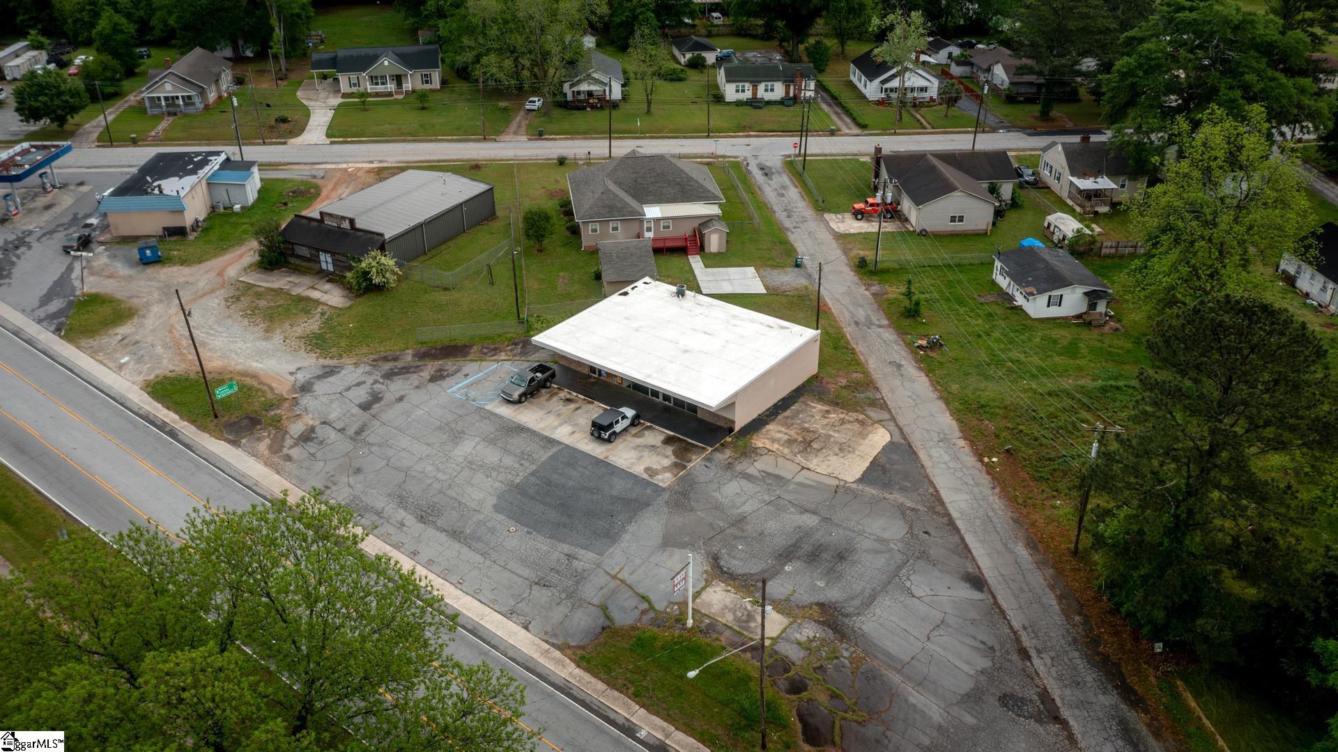 200 Willard Road Clinton, SC 29325 - Photo 13 of 27