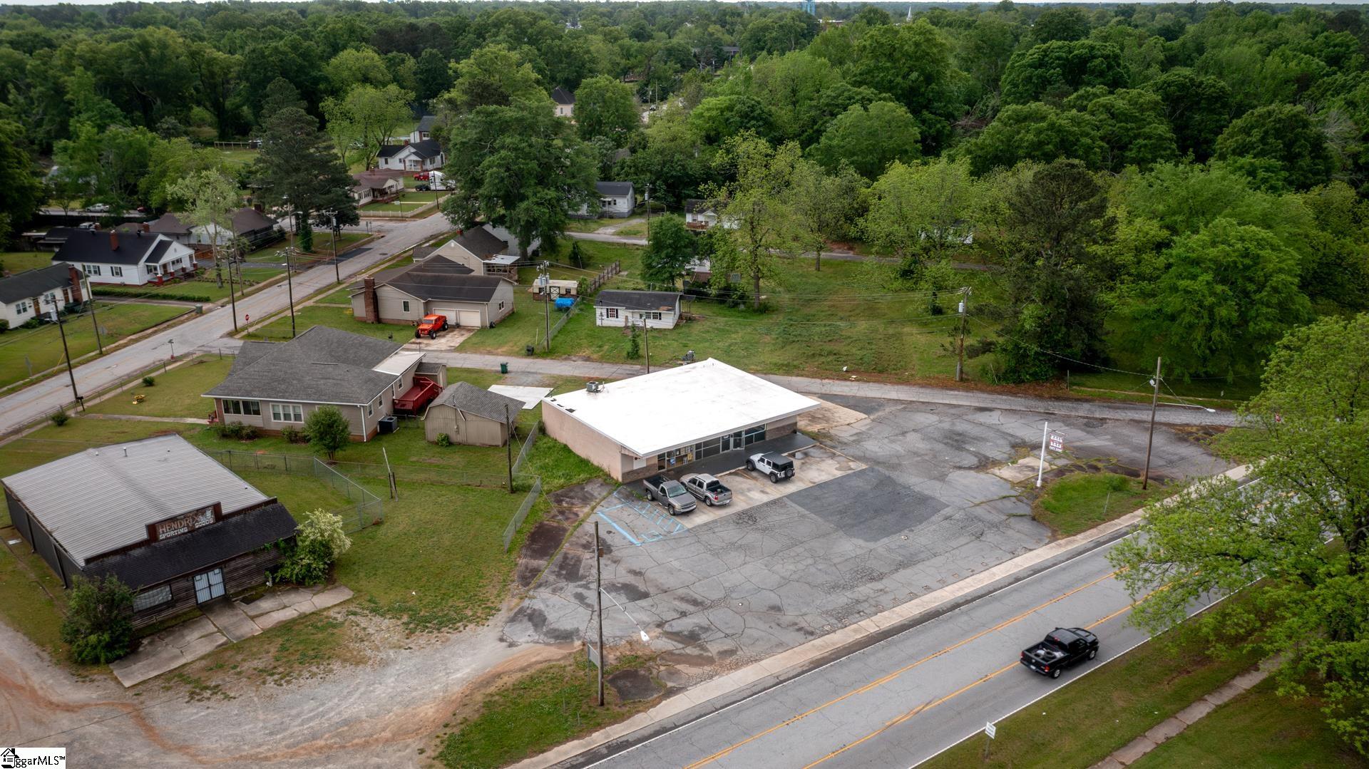200 Willard Road Clinton, SC 29325 - Photo 7 of 27