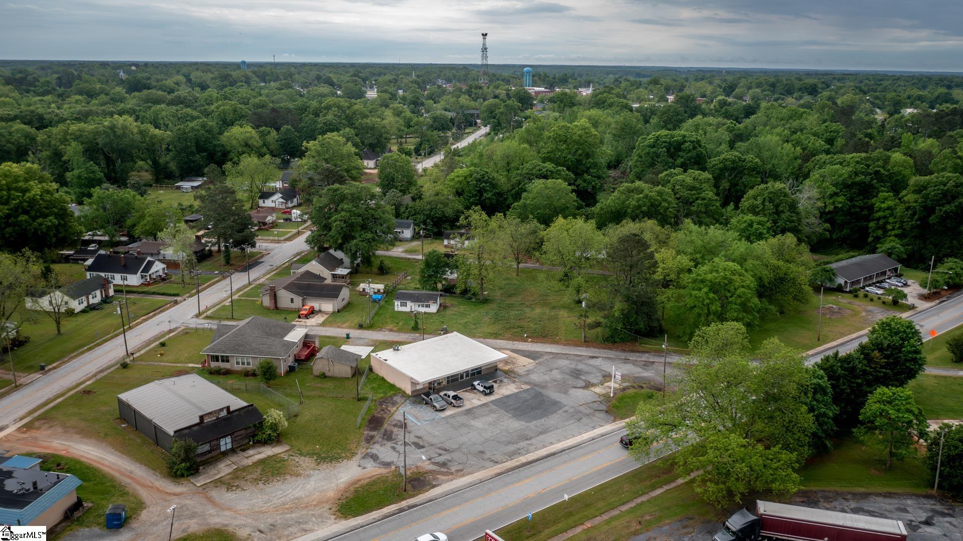 200 Willard Road Clinton, SC 29325 - Photo 9 of 27