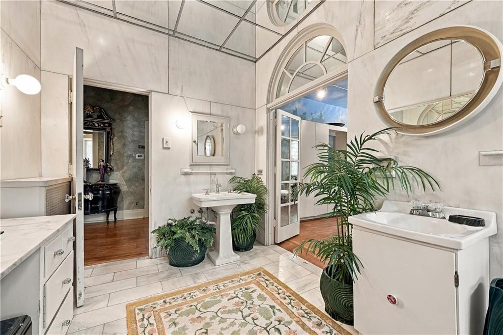 940 Washington Road Pittsburgh, PA 15228 - Photo 23 of 48 Gallery Image 23