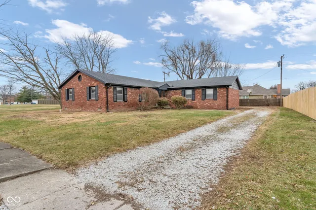 $199,900 | 7324 Cranston Drive, Indianapolis, IN 46214