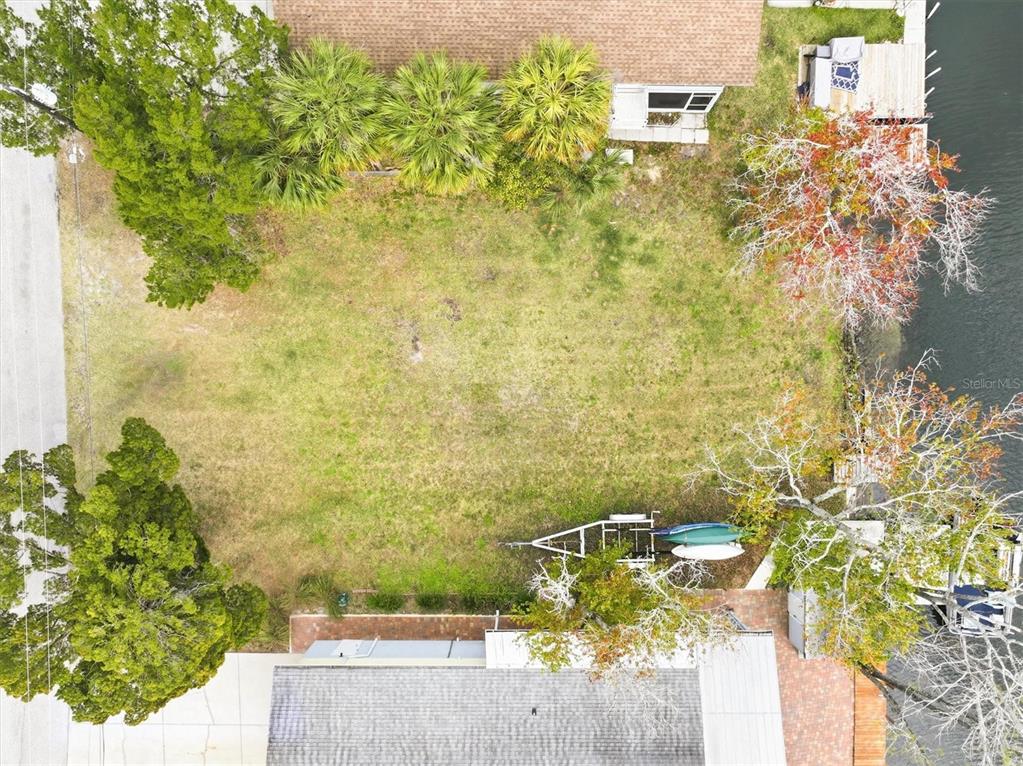 7304 Sunfish Circle Weeki Wachee, FL 34607 - Photo 9 of 23