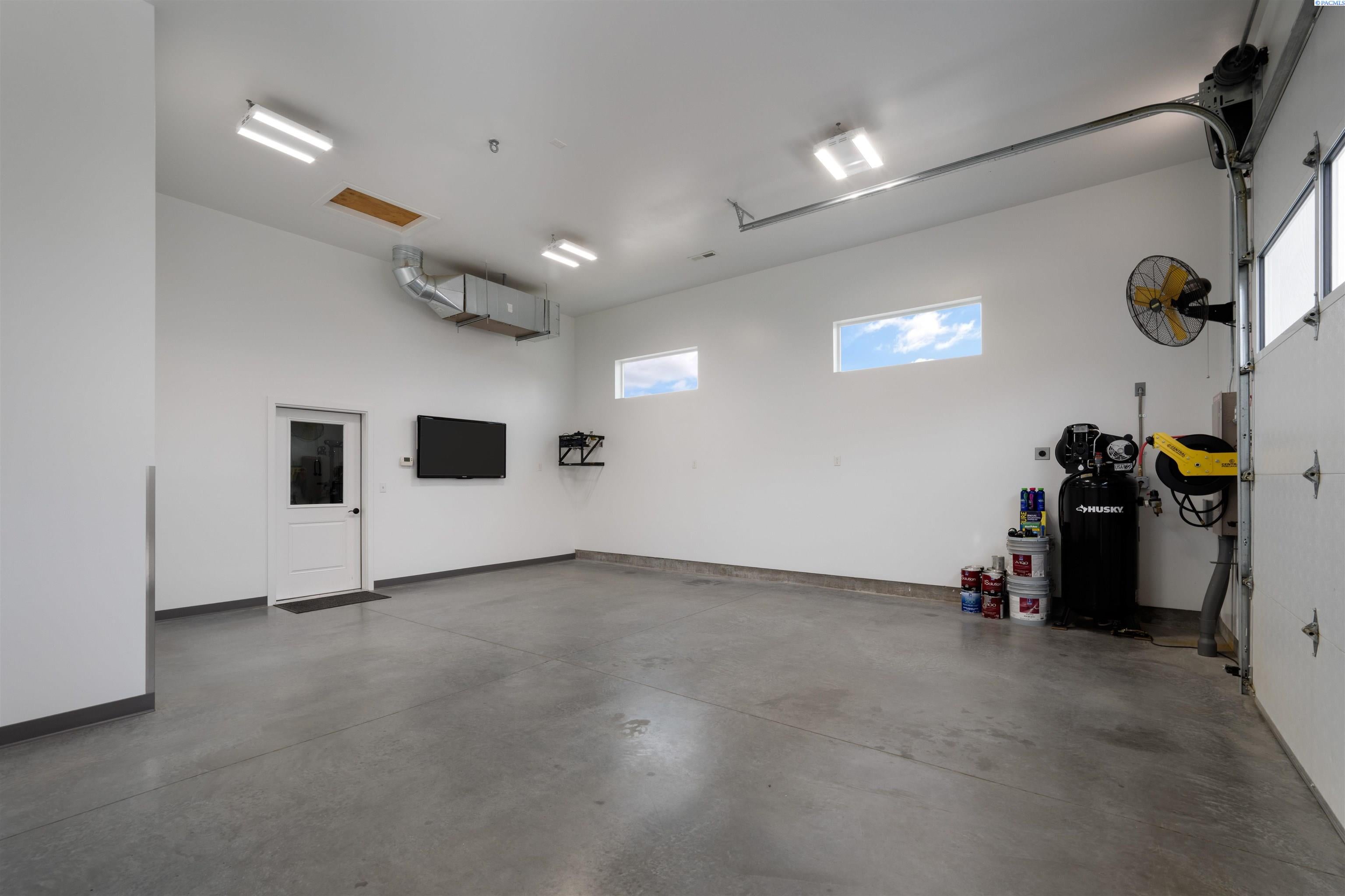 84719 East Reata Road Kennewick, WA 99338 - Photo 35 of 50 Gallery Image 35