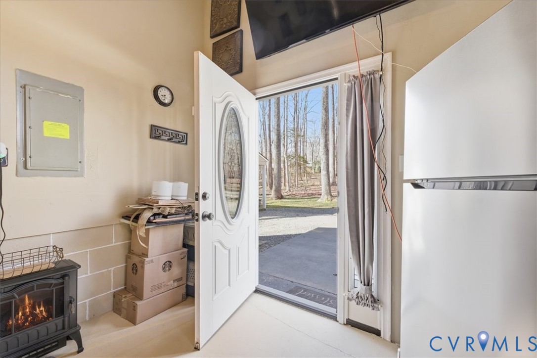 3214 Duke Road Powhatan, VA 23139 - Photo 8 of 35