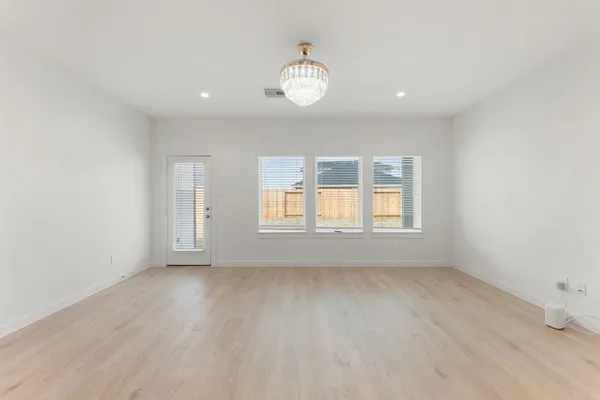 $3,200 | 31730 Carlisle Cv Court, Fulshear, TX 77441