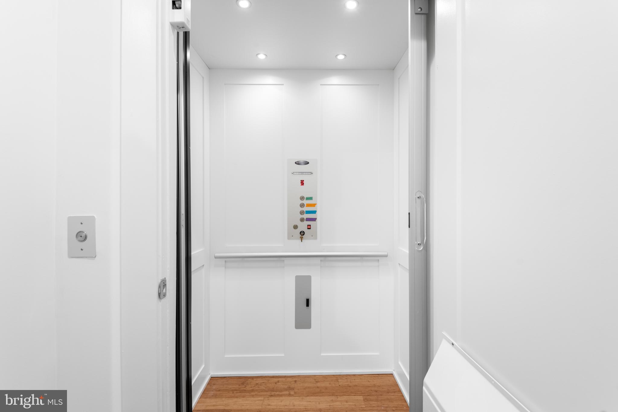 5117 Willet Bridge Road Bethesda, MD 20816 - Photo 5 of 46 a view of an empty room