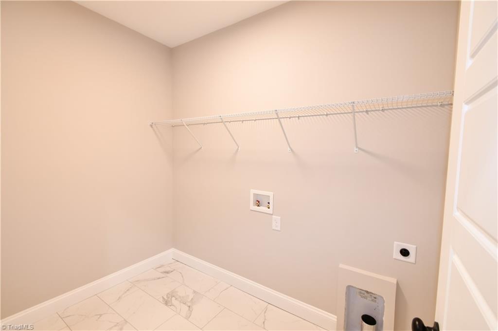 400 Cotswold Lane King, NC 27021 - Photo 34 of 38