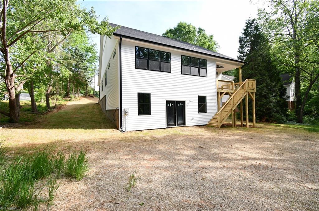 400 Cotswold Lane King, NC 27021 - Photo 10 of 38