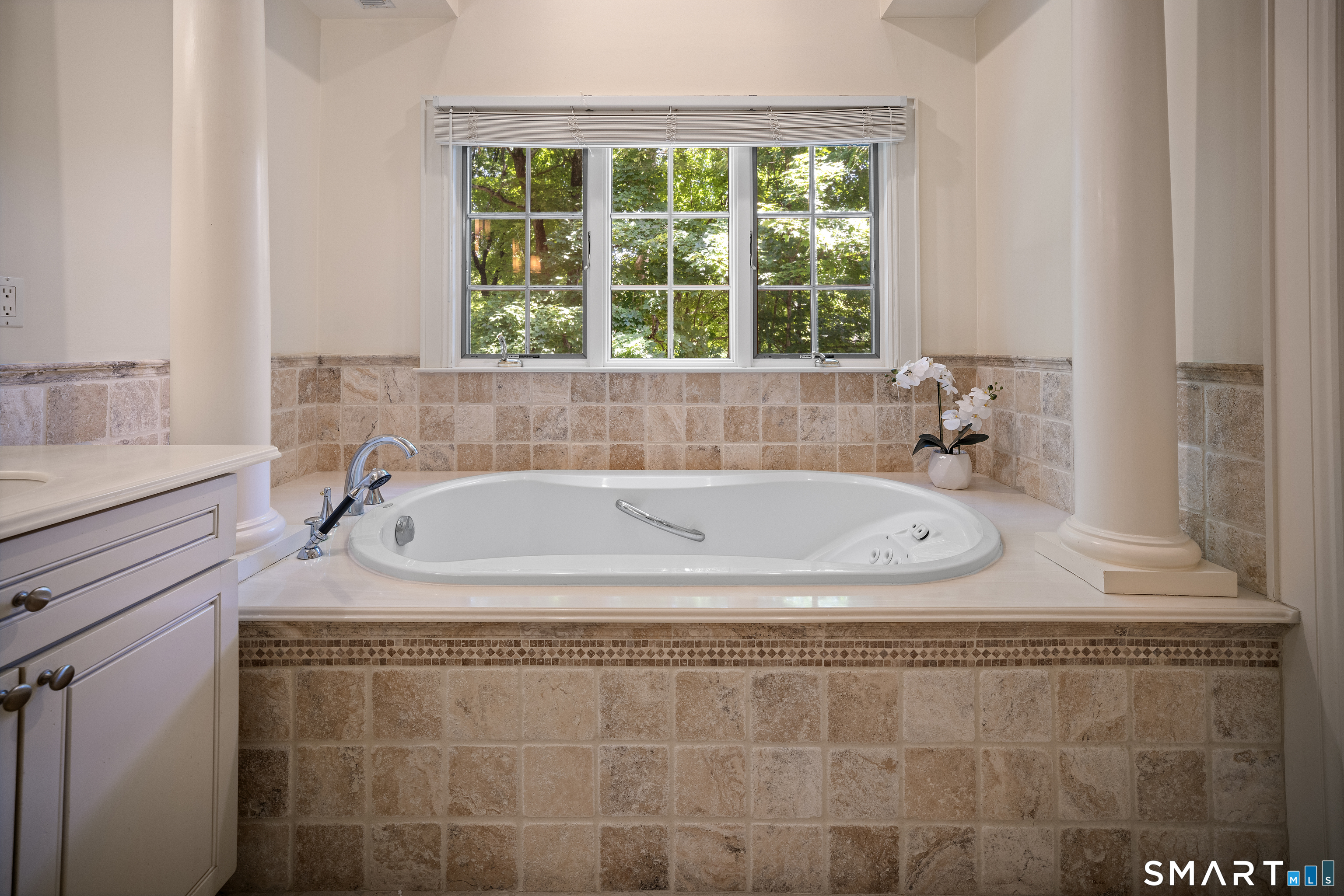 39 Powder Horn Hill Road Wilton, CT 06897 - Photo 16 of 31