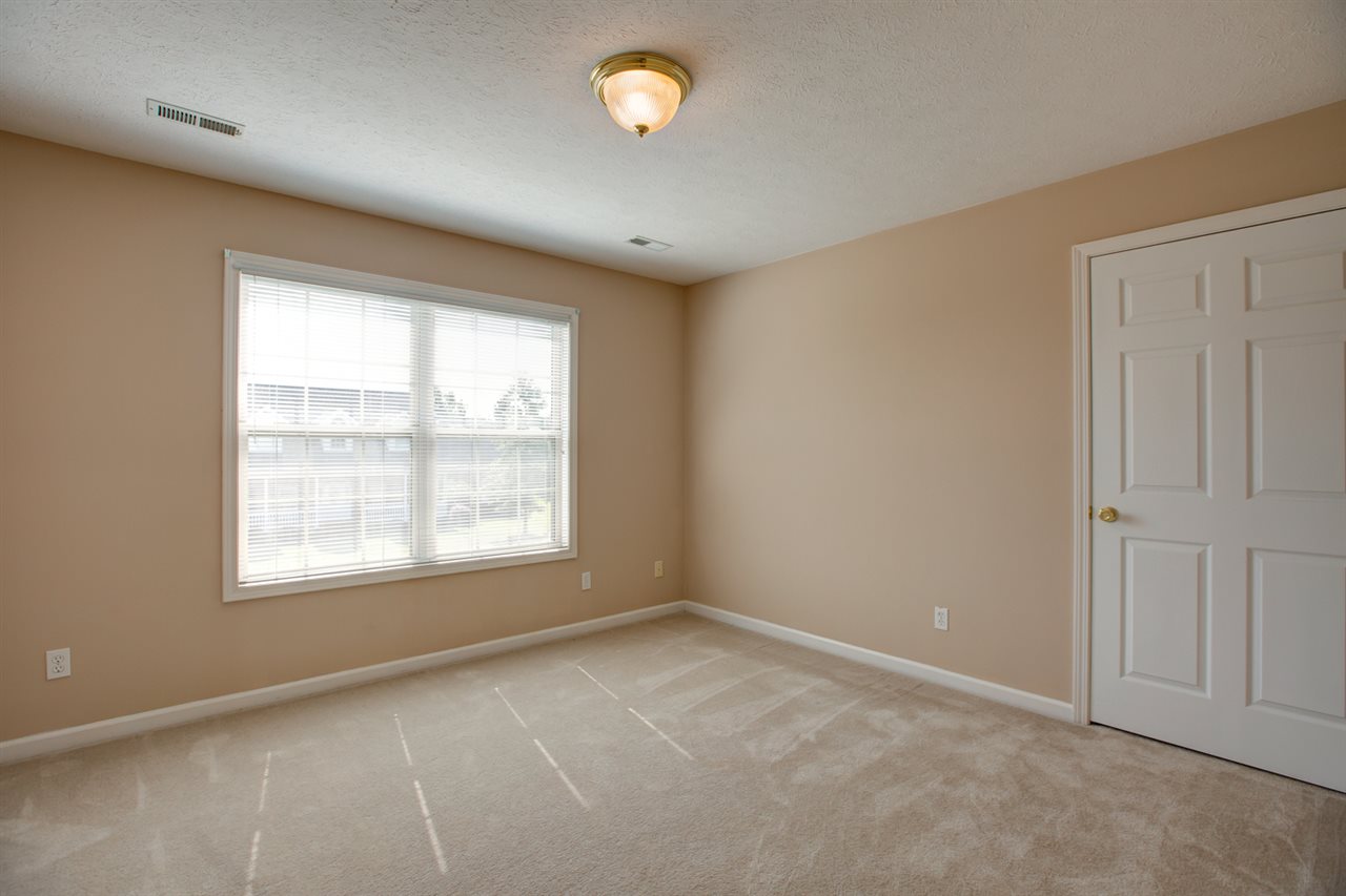 3177 Oak Ridge Court Newburgh, IN 47630 - Photo 15 of 35 Gallery Image 15