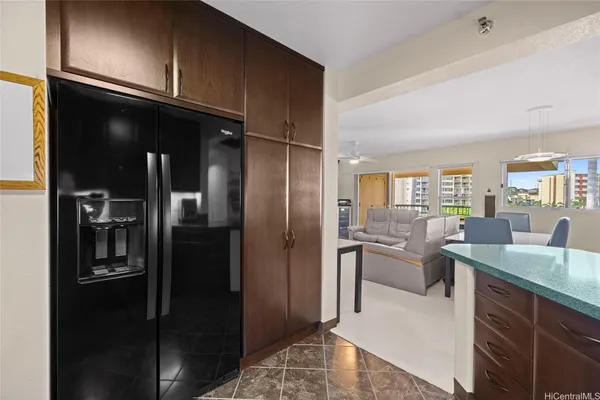 $750,000 | 1070 Ala Napunani Street, Unit 401, Honolulu, HI 96818
