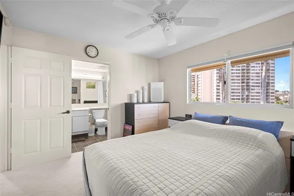 $750,000 | 1070 Ala Napunani Street, Unit 401, Honolulu, HI 96818