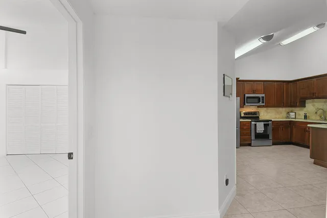 $3,000 | 5805 Golden Eagle Circle, Palm Beach Gardens, FL 33418