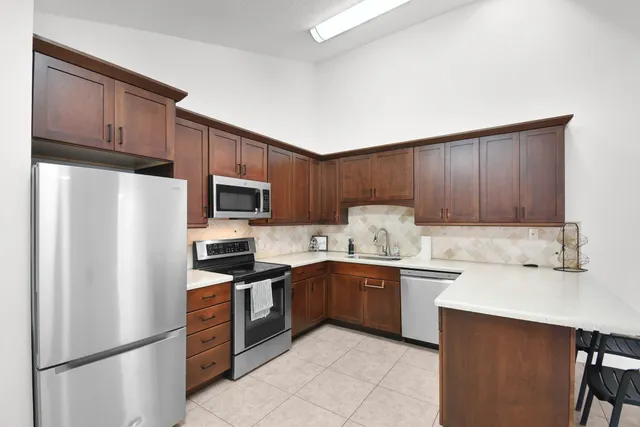 $3,000 | 5805 Golden Eagle Circle, Palm Beach Gardens, FL 33418