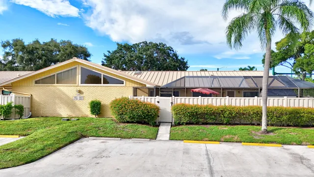 $3,000 | 5805 Golden Eagle Circle, Palm Beach Gardens, FL 33418