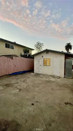 $2,200 | 3908 West 109th Street, Inglewood, CA 90303