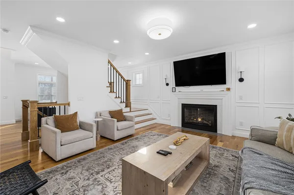 $1,395,000 | 5 Lacey Court, Smithfield, RI 02917