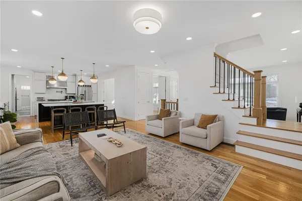 $1,395,000 | 5 Lacey Court, Smithfield, RI 02917