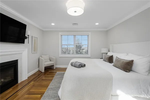 $1,395,000 | 5 Lacey Court, Smithfield, RI 02917