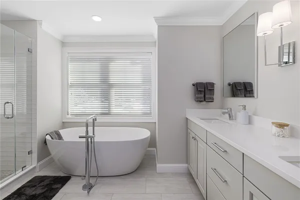 $1,395,000 | 5 Lacey Court, Smithfield, RI 02917