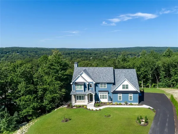 $1,395,000 | 5 Lacey Court, Smithfield, RI 02917