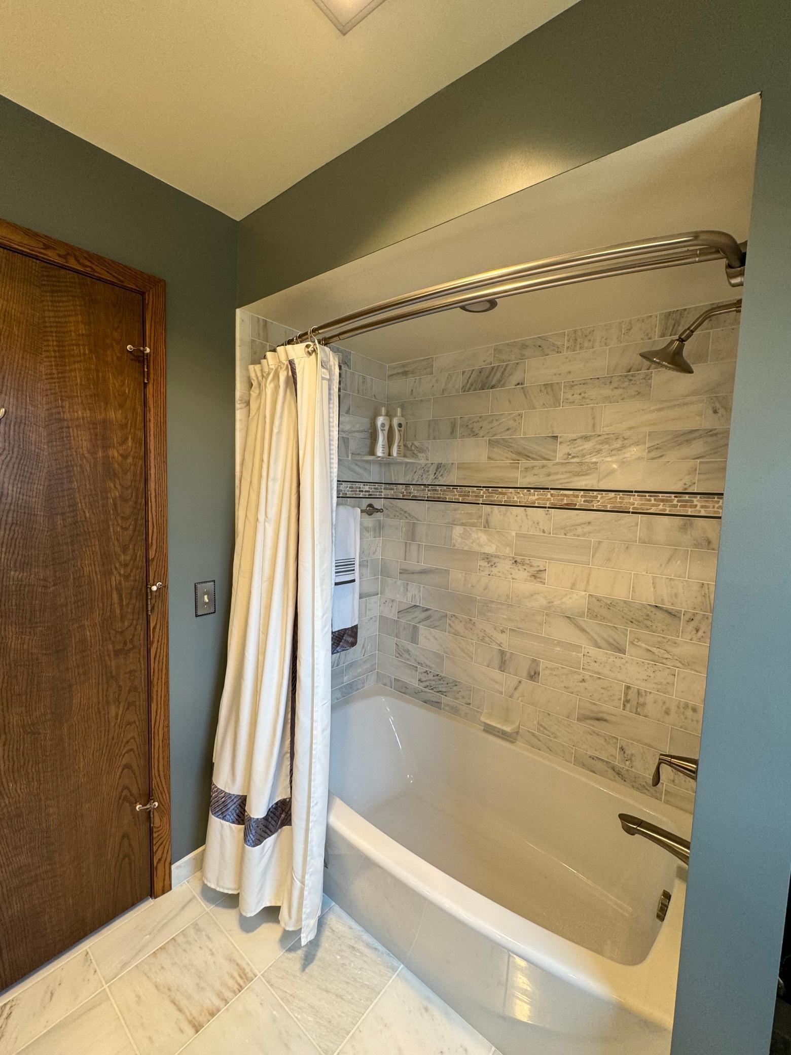 1305 Towerview Road Eagan, MN 55121 - Photo 22 of 53 Gallery Image 22