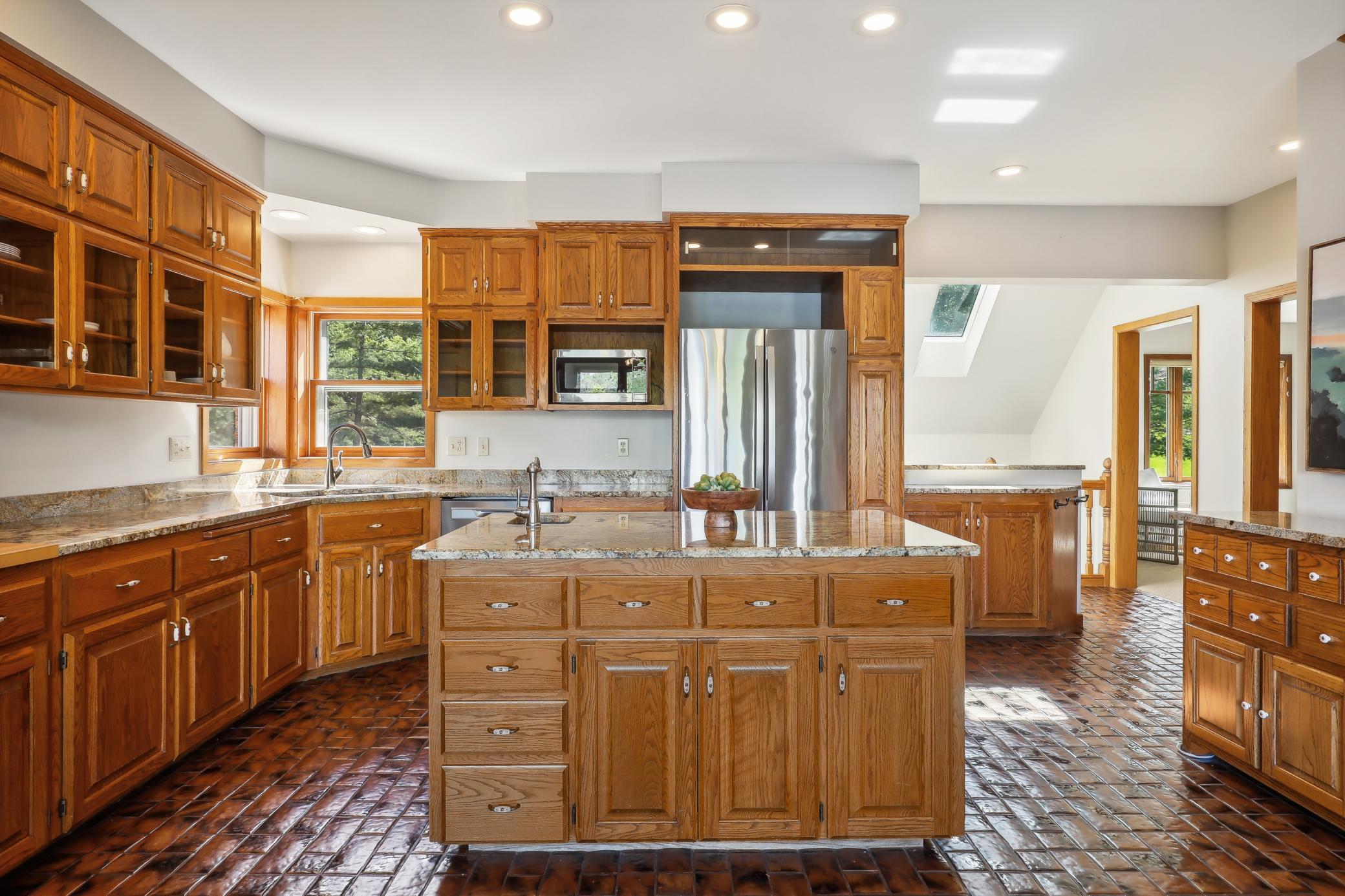 1305 Towerview Road Eagan, MN 55121 - Photo 10 of 53 Gallery Image 10