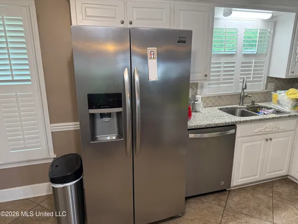 $375,000 | 1609 Sheffield Drive, Jackson, MS 39211