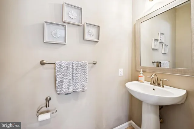 $725,000 | 20 Furlong Drive, Cherry Hill, NJ 08003