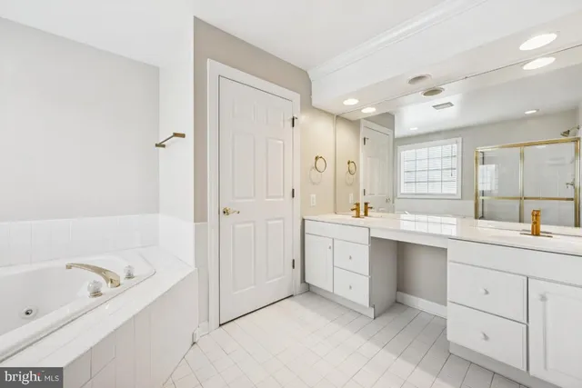 $725,000 | 20 Furlong Drive, Cherry Hill, NJ 08003