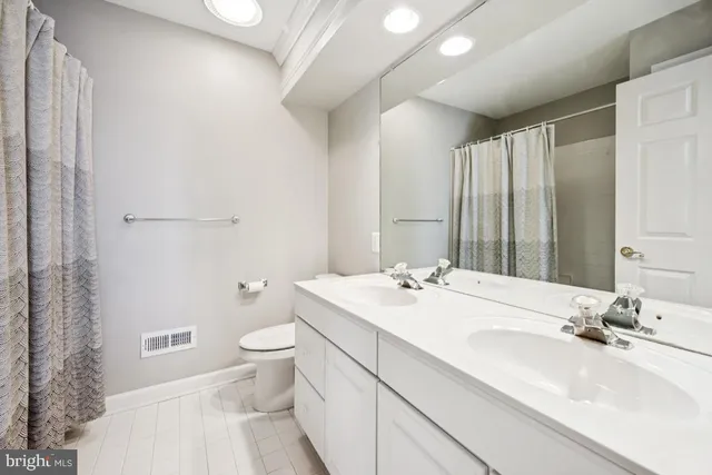 $725,000 | 20 Furlong Drive, Cherry Hill, NJ 08003