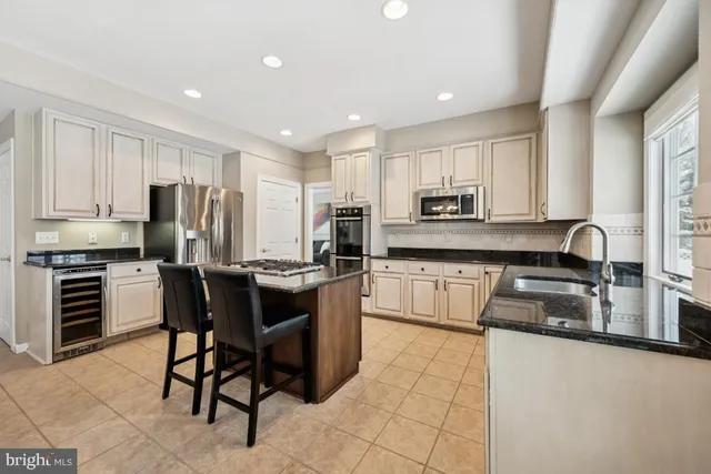 $725,000 | 20 Furlong Drive, Cherry Hill, NJ 08003