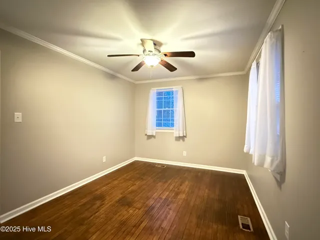 $1,400 | 407 Seminole Trail, Jacksonville, NC 28540