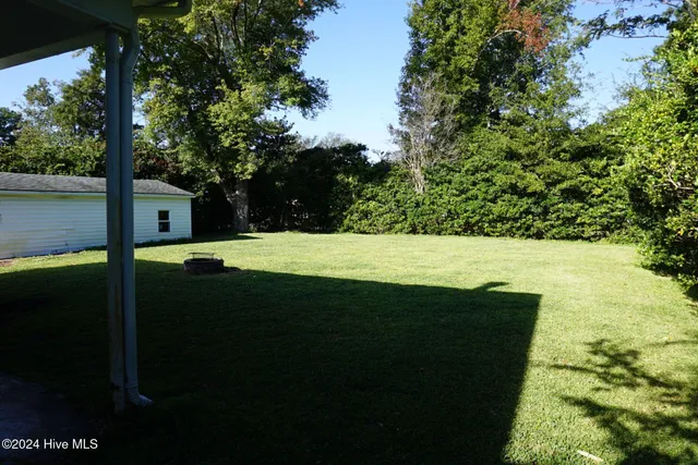 $1,400 | 407 Seminole Trail, Jacksonville, NC 28540