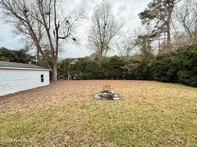 $1,400 | 407 Seminole Trail, Jacksonville, NC 28540