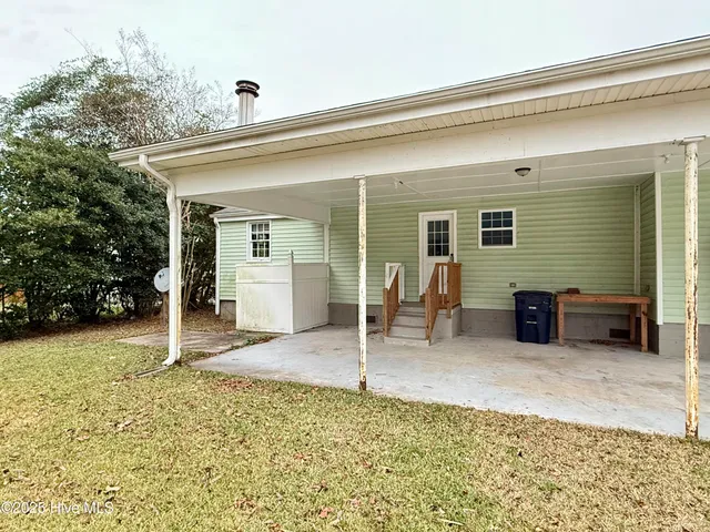 $1,400 | 407 Seminole Trail, Jacksonville, NC 28540