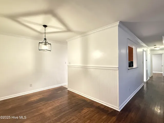 $1,400 | 407 Seminole Trail, Jacksonville, NC 28540