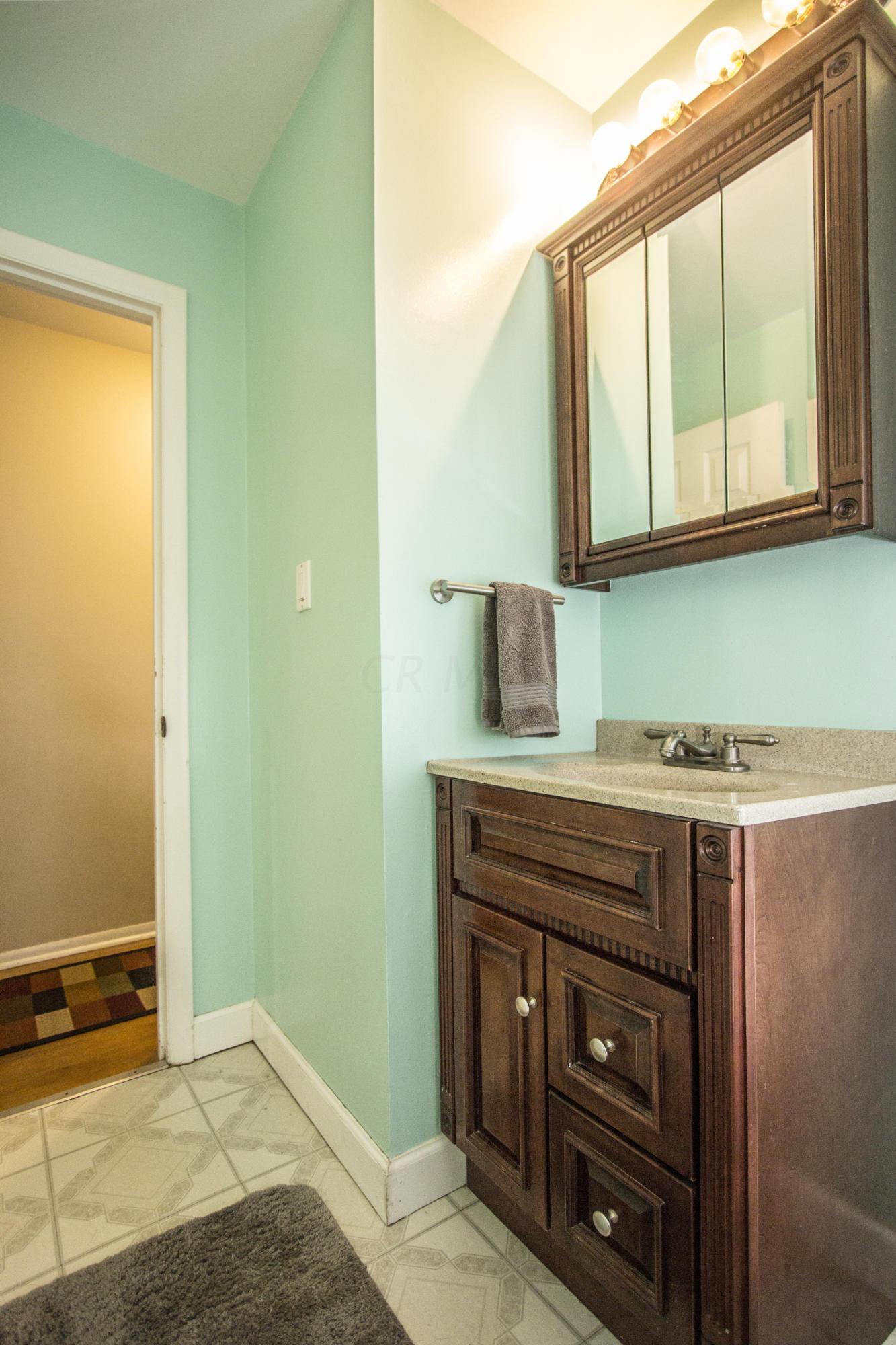 1029 Chestershire Road Columbus, OH 43204 - Photo 22 of 31 Gallery Image 22