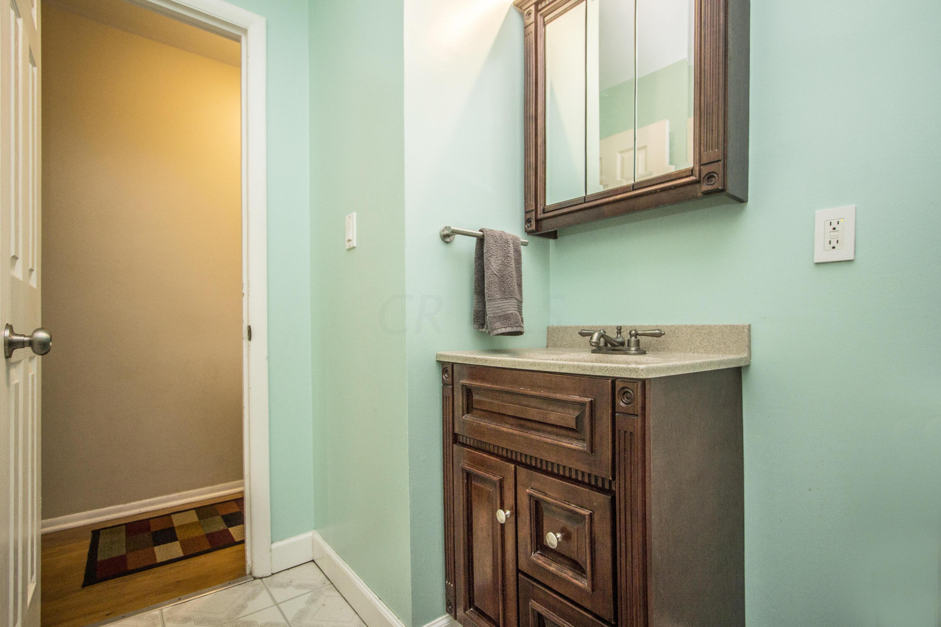 1029 Chestershire Road Columbus, OH 43204 - Photo 23 of 31 Gallery Image 23