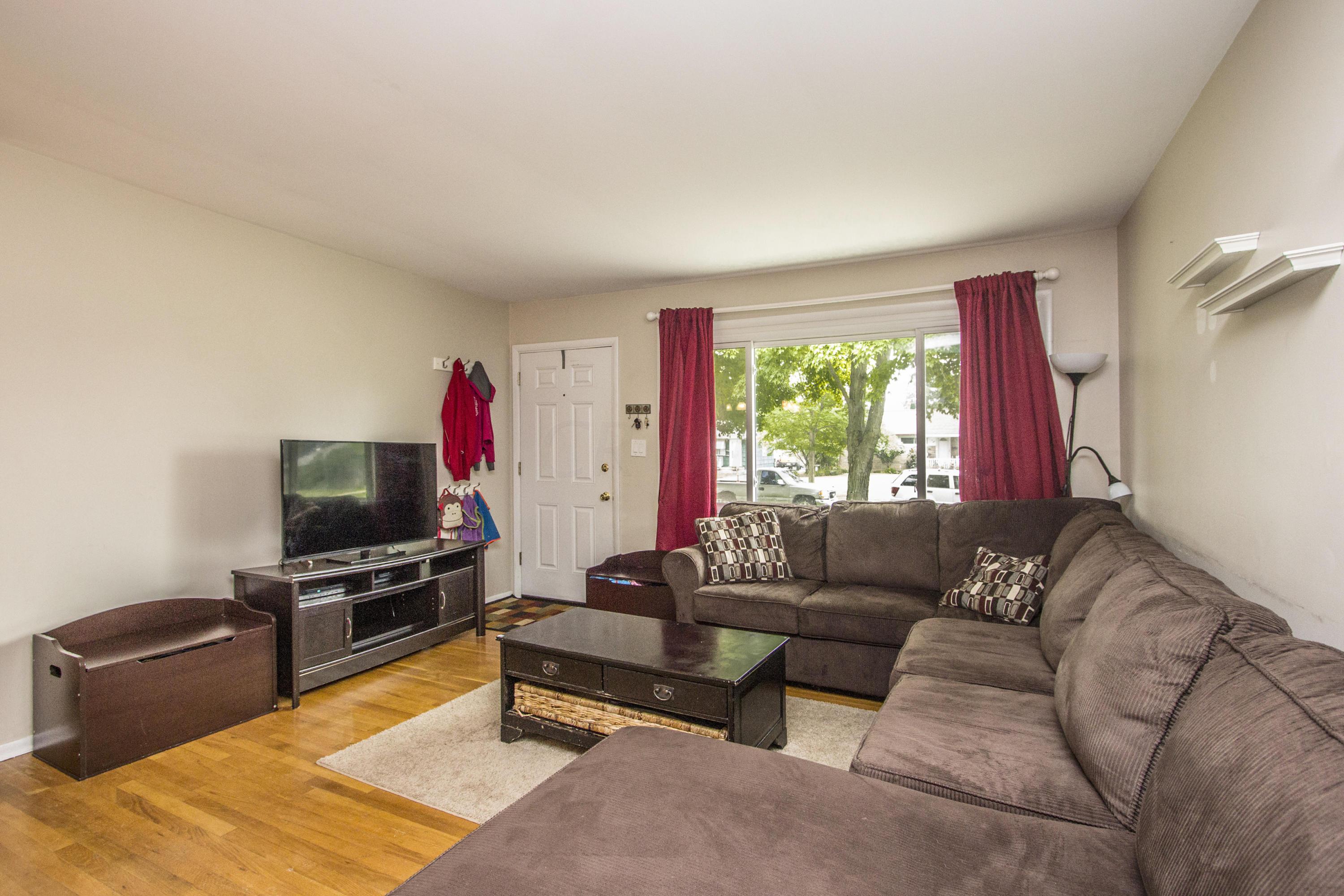 1029 Chestershire Road Columbus, OH 43204 - Photo 8 of 31 Gallery Image 8