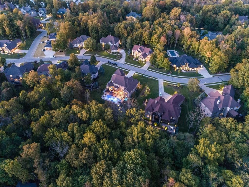 14715 Geist Ridge Drive Fishers, IN 46040 - Photo 9 of 48 Gallery Image 9