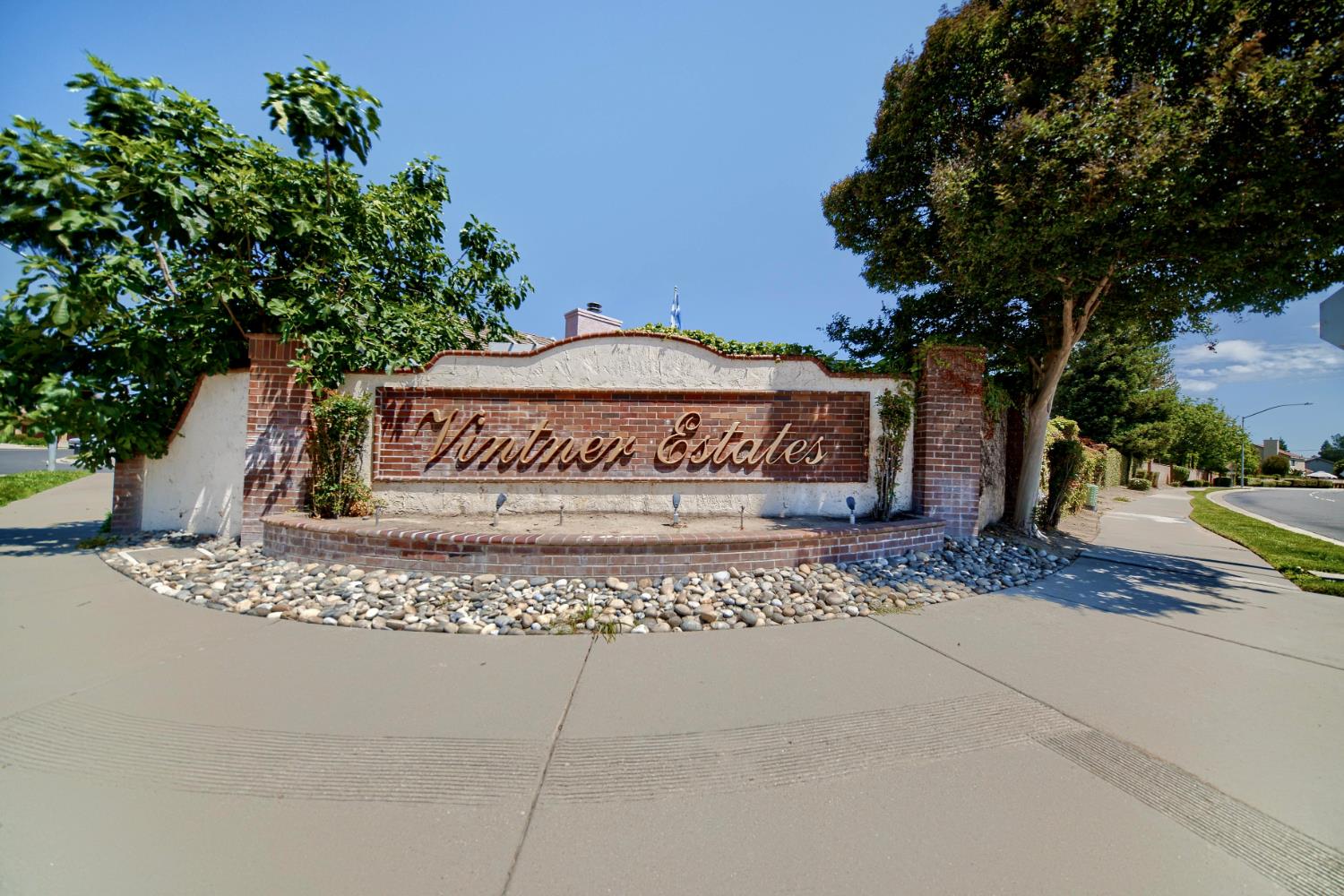5201 Bora Court Salida, CA 95368 - Photo 7 of 87