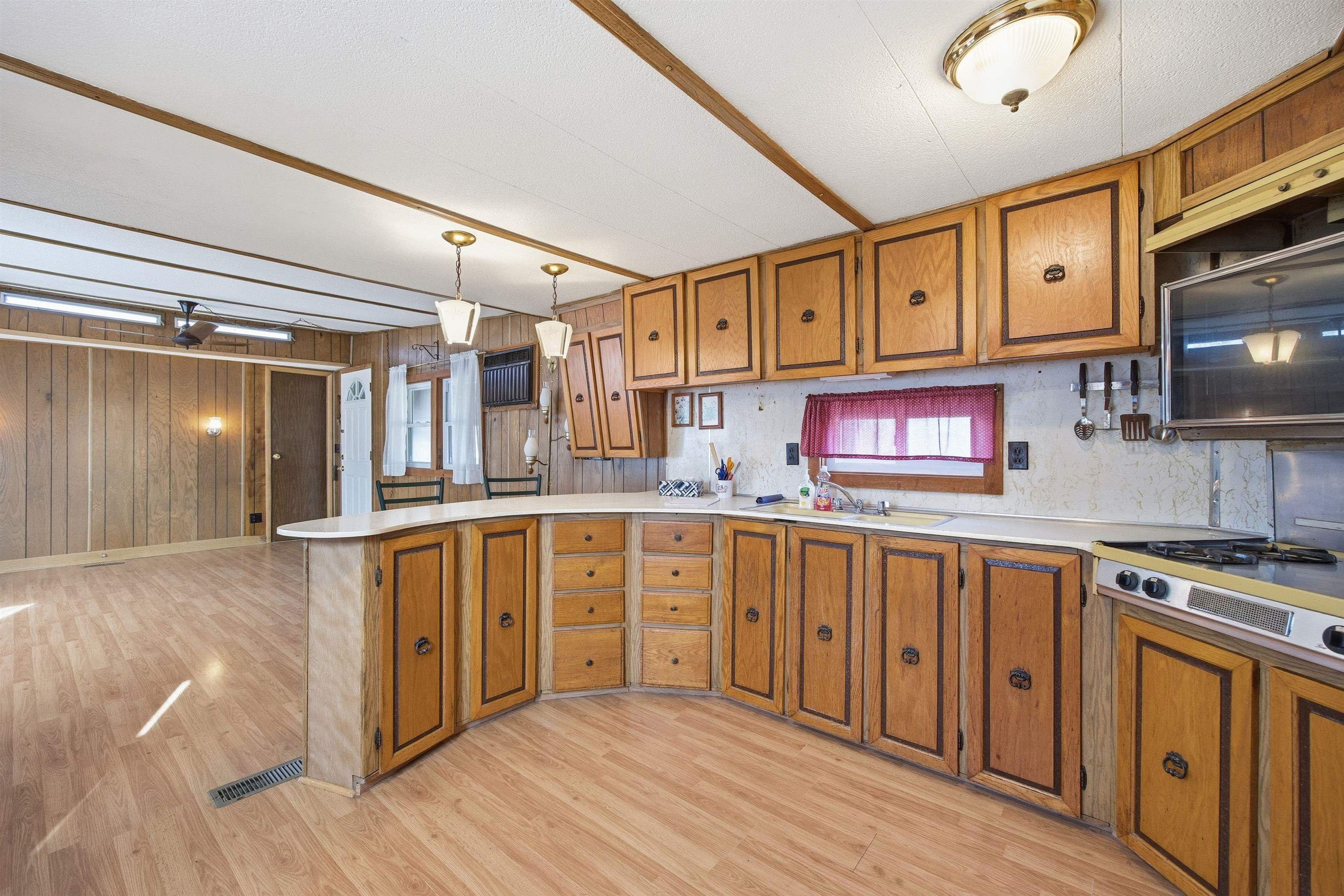 22 Longmeadow Drive Concord, NH 03301 - Photo 18 of 27