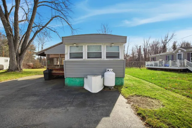 $49,900 | 22 Longmeadow Drive, Concord, NH 03301