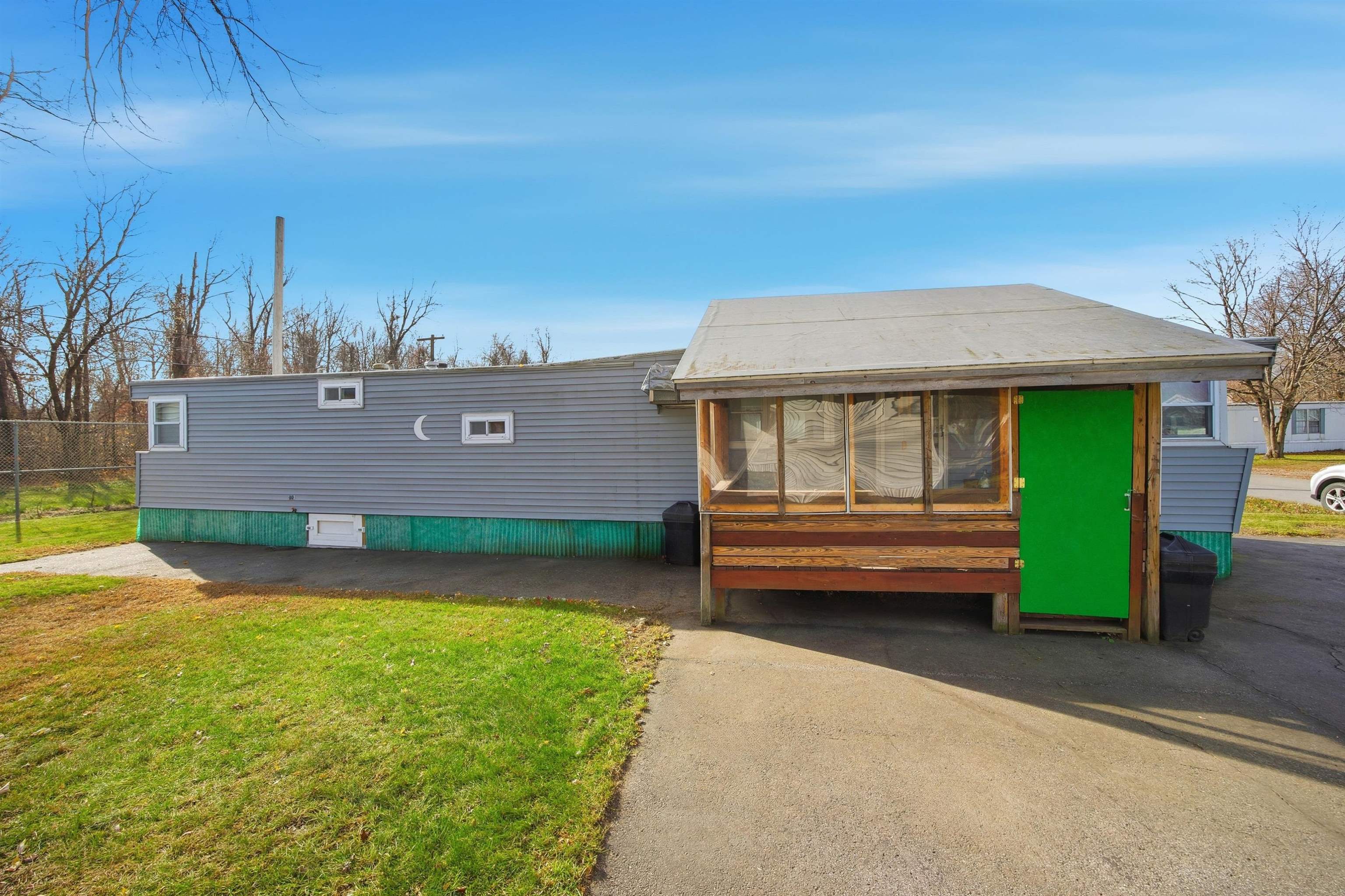 22 Longmeadow Drive Concord, NH 03301 - Photo 4 of 27