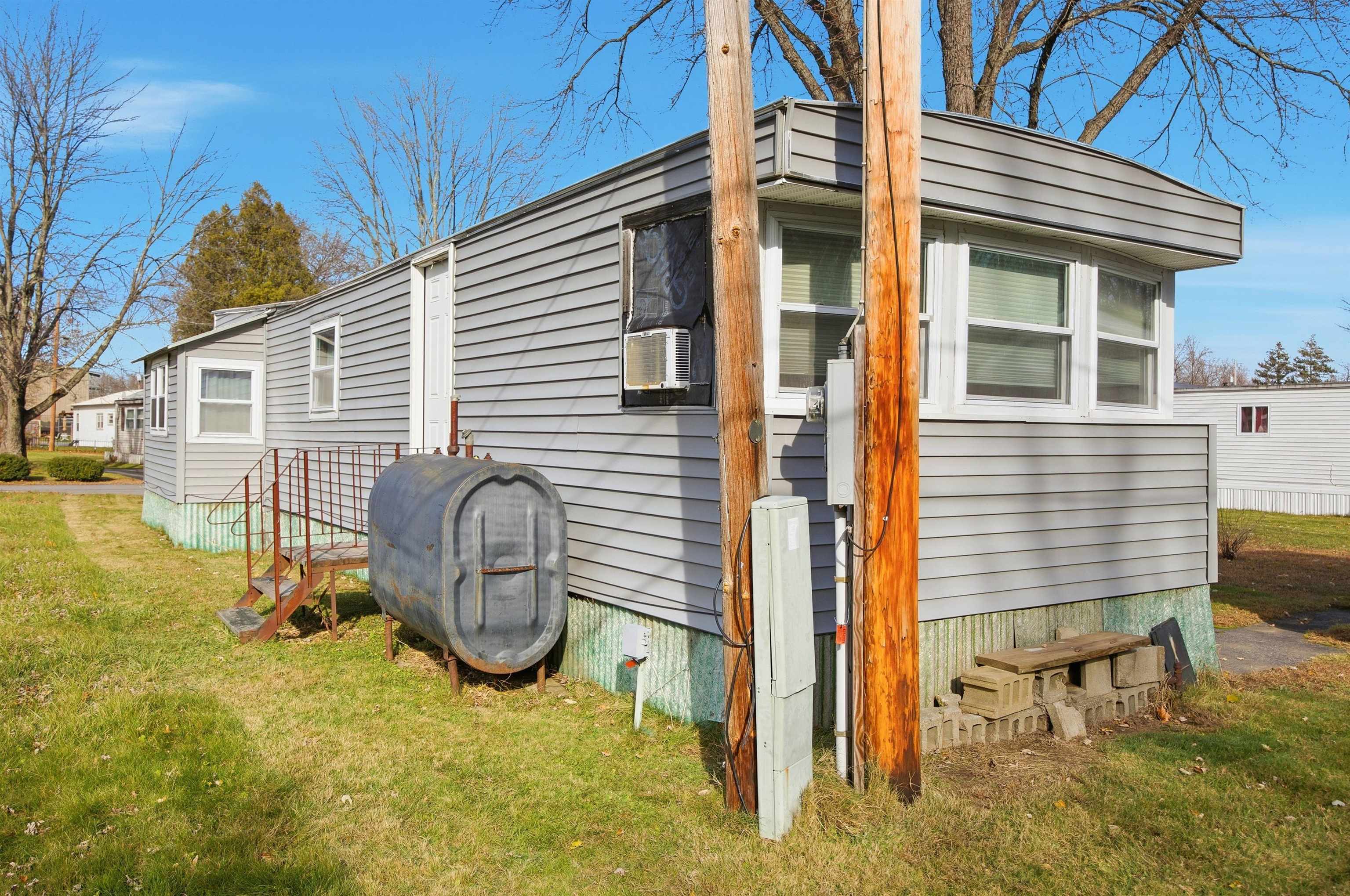 22 Longmeadow Drive Concord, NH 03301 - Photo 7 of 27