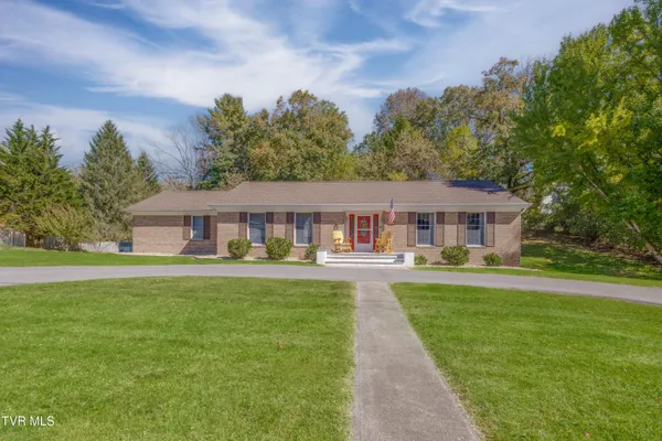 $527,997 | 460 Oak Hill Street Northeast, Abingdon, VA 24210