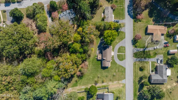$527,997 | 460 Oak Hill Street Northeast, Abingdon, VA 24210