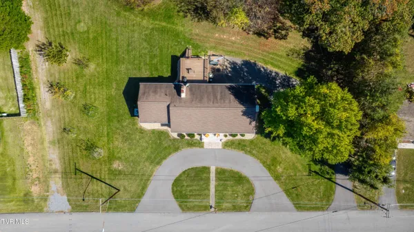 $527,997 | 460 Oak Hill Street Northeast, Abingdon, VA 24210