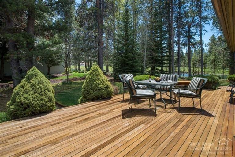 12 North Course Lane Sunriver, OR 97707 - Photo 12 of 18 This spacious deck area is off the kitch